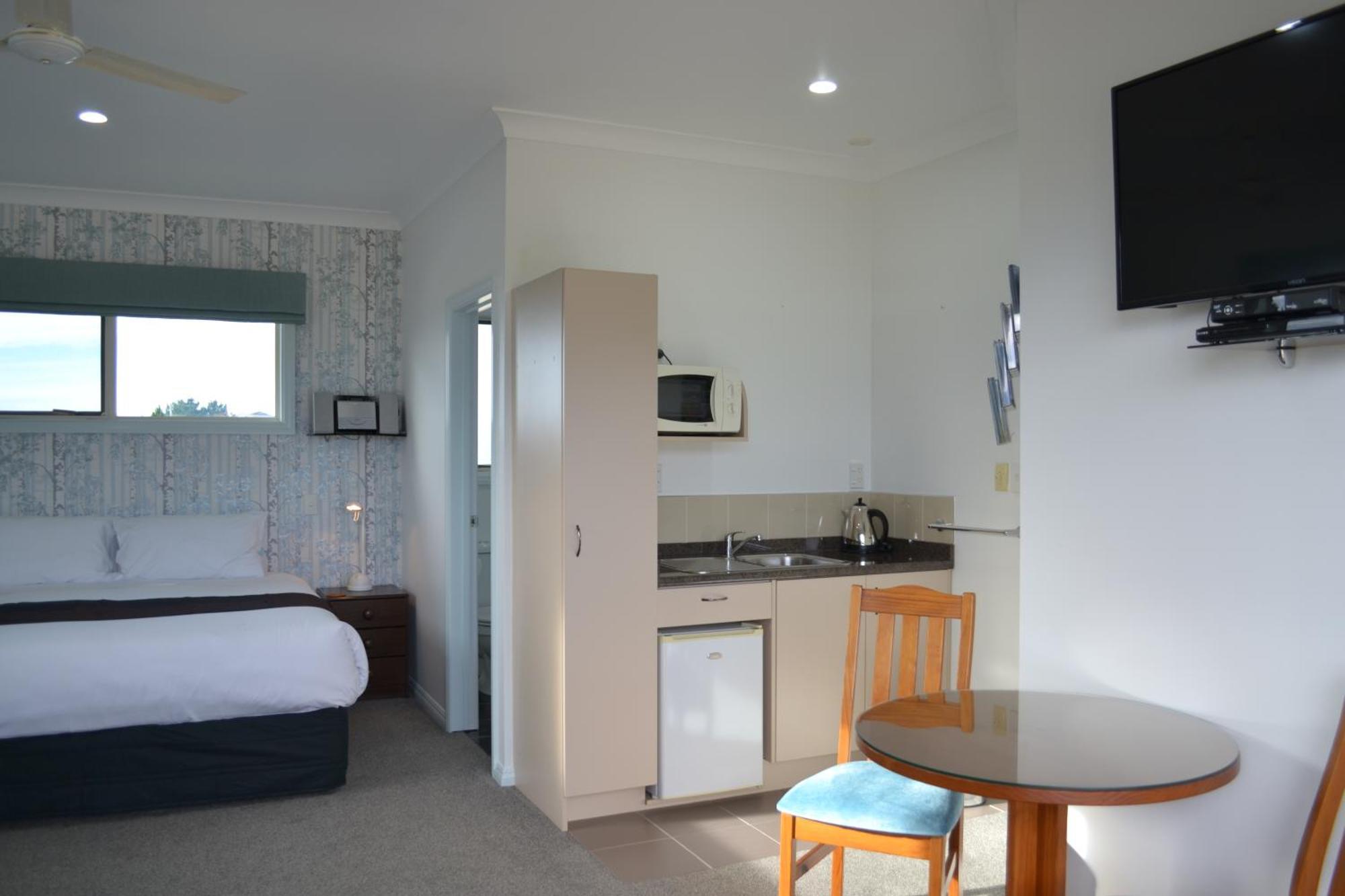 Austin Heights - Kaikoura Bed & Breakfast Room photo